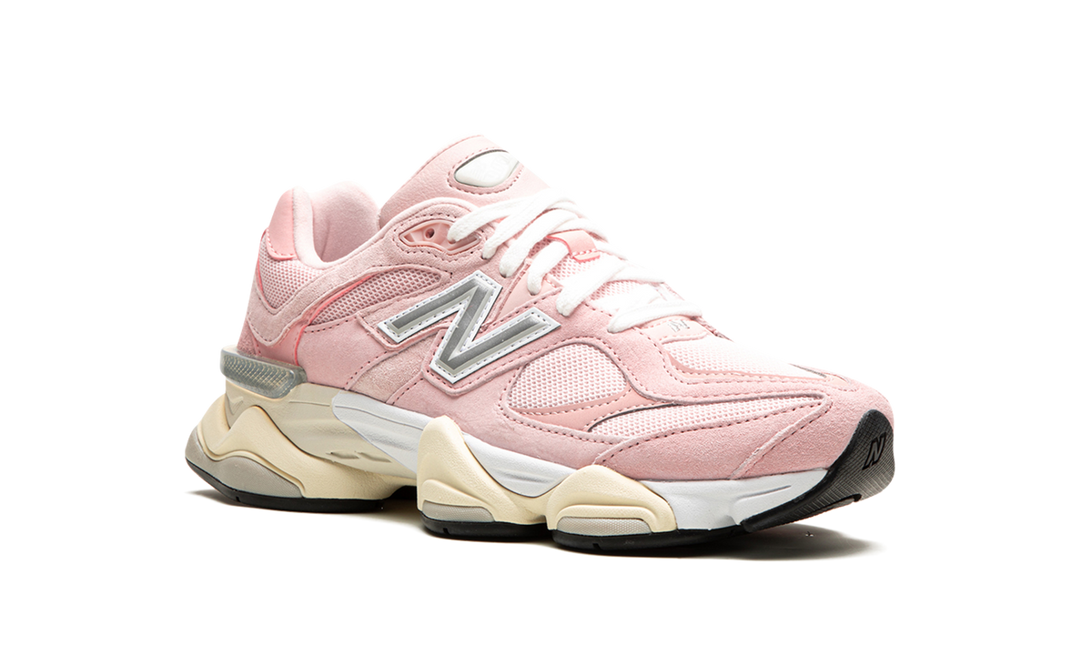 9060 "Crystal Pink" U9060CSP